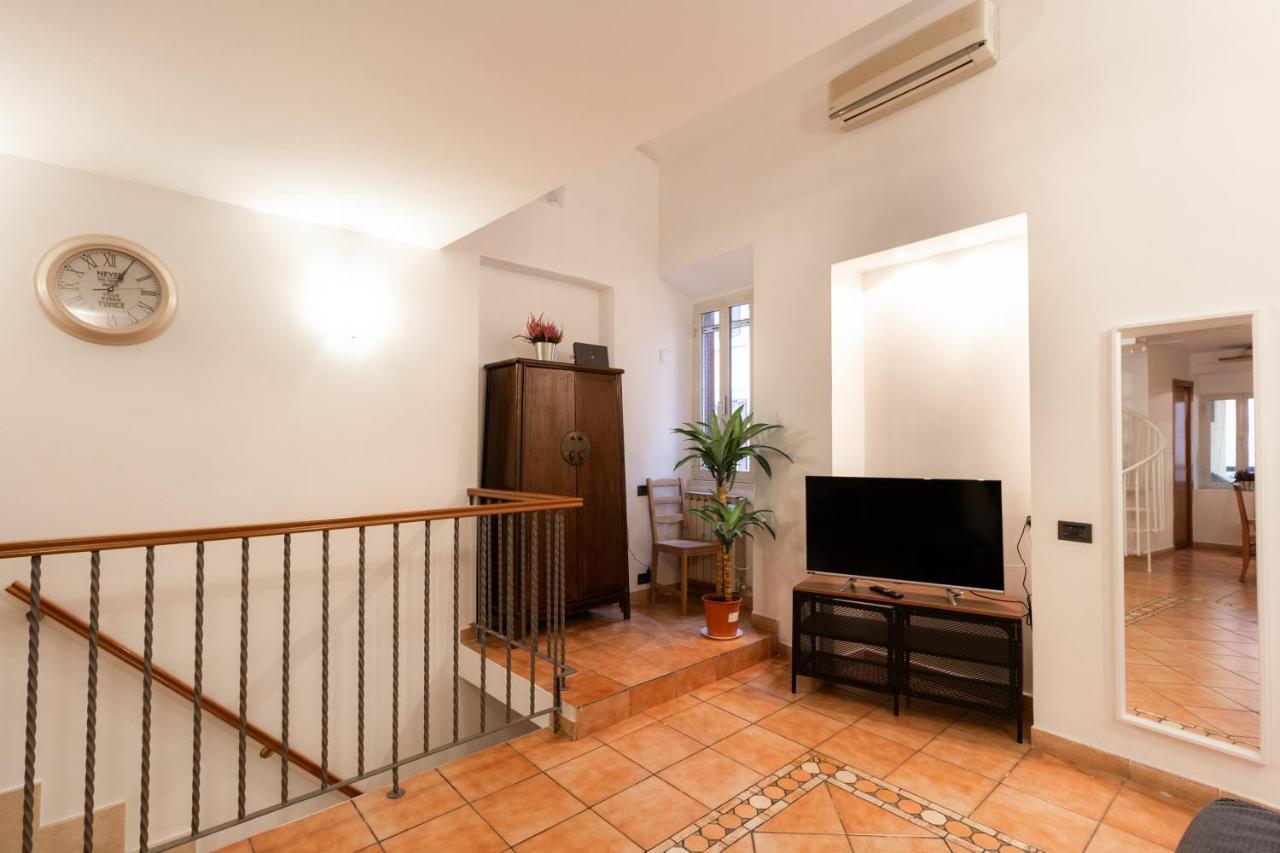 Trastevere Four Seasons Trilussa 1 ローマ エクステリア 写真
