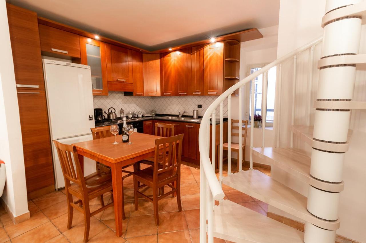 Trastevere Four Seasons Trilussa 1 ローマ エクステリア 写真