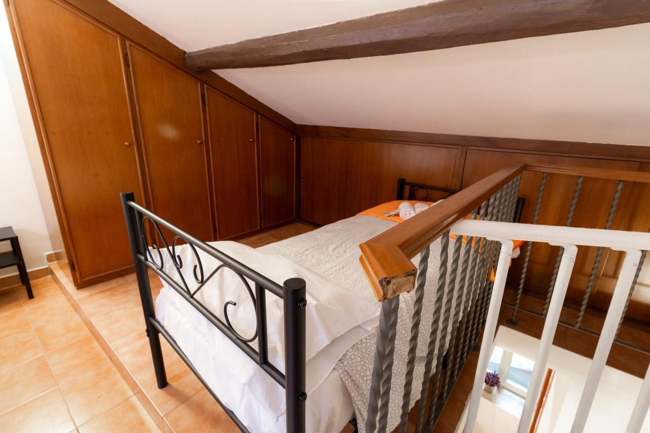 Trastevere Four Seasons Trilussa 1 ローマ エクステリア 写真